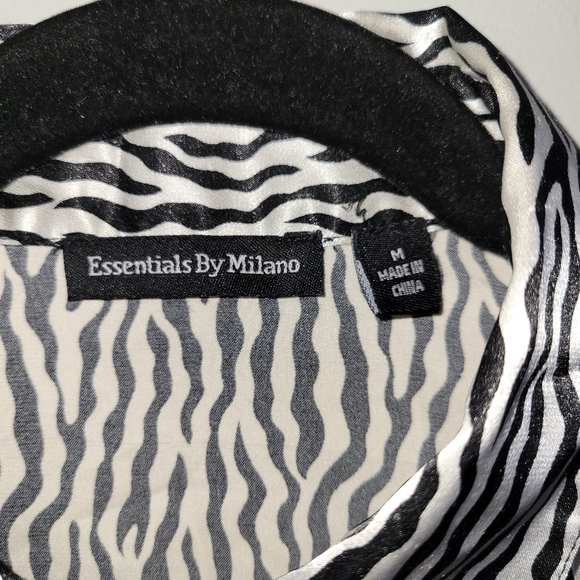 Essentials by Milano printed top - Picture 2 of 5